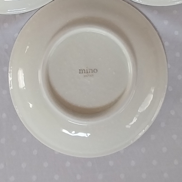 Mino Japan Green and Cream Sakura Cherry Blossom Ceramic Plates (3) - Picture 5 of 5